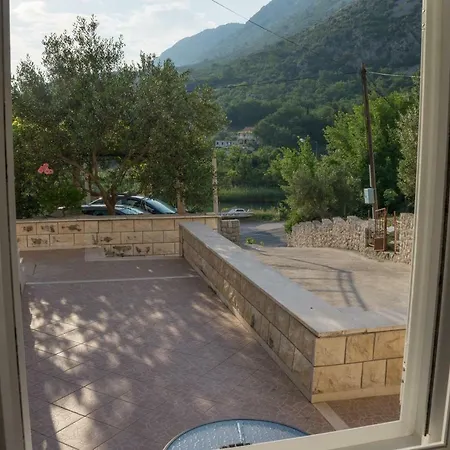 아파트 Apartment Komolac